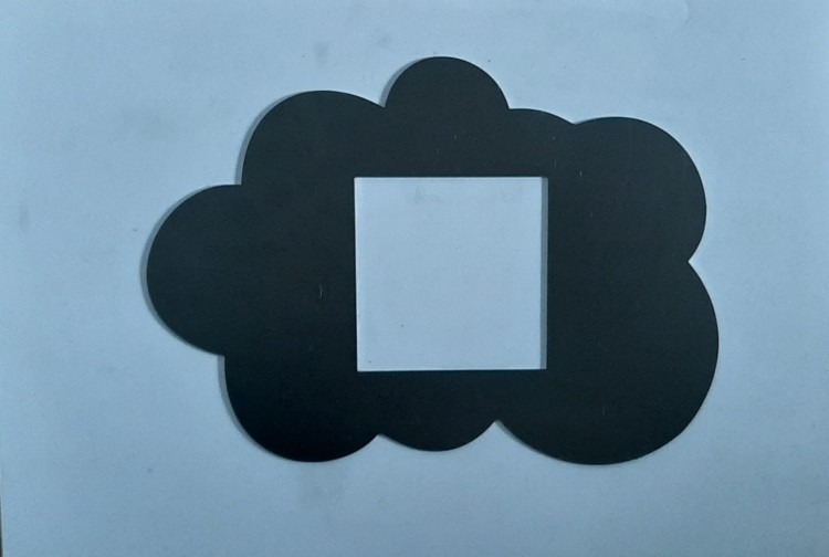 chmurka ramka pod włącznik.jpg