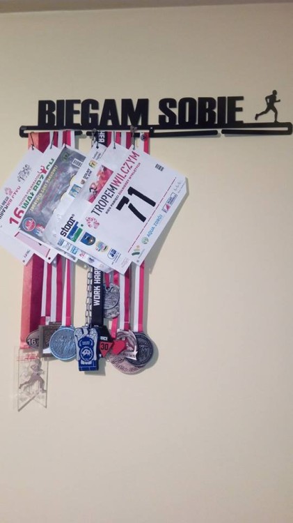 Wieszak na medale Biegam sobie.jpg
