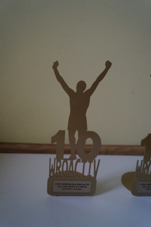 Statuetka na zamówienie.JPG