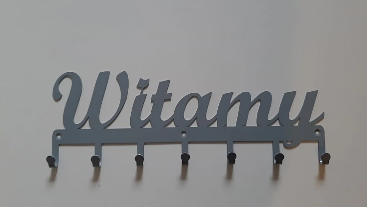 wieszak na ubrania witamy wieszaj.jpg