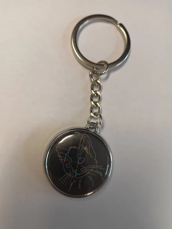 BRELOK DWUSTRONNY Z LOGO 25 MM WIESZAJ 1.jpg